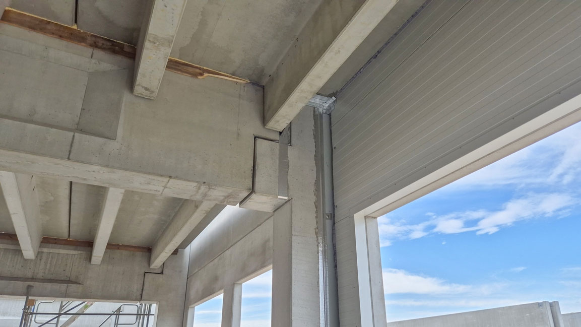 Fertigbeton-Element Pi-Decke bei Troiber